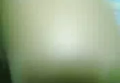 Namorada videos de sexo amador anal em branco sofá se revezam chupando homens e fazendo sexo com ela