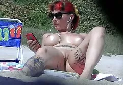 Skinny Gangster levar Skinny gato ao orgasmo, vídeo pornô de amadores pernas abertas