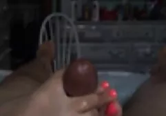 Posando na câmera com minha bunda na sexo amador na faculdade minha calcinha e sem eles