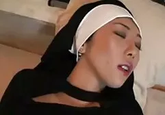 Massagista video lesbico amador subiu para um membro do cliente