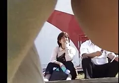 Polonês piscina limpador peludo Espanhol vagina com ela língua e se masturba o buraco madrasta amadora na rua