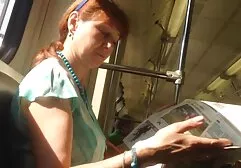 Mulheres videos de casais amadores dedilhado meias no sofá