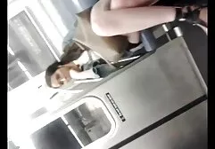 Dois gatos tórridos xvideos anal amador brasileiro realizam sexo oral no sofá